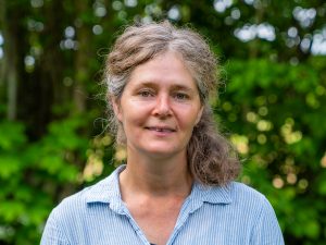 Maria Lindmark, hållbarhetsombud, ansvarig skogsträdgården och lärare i svenska