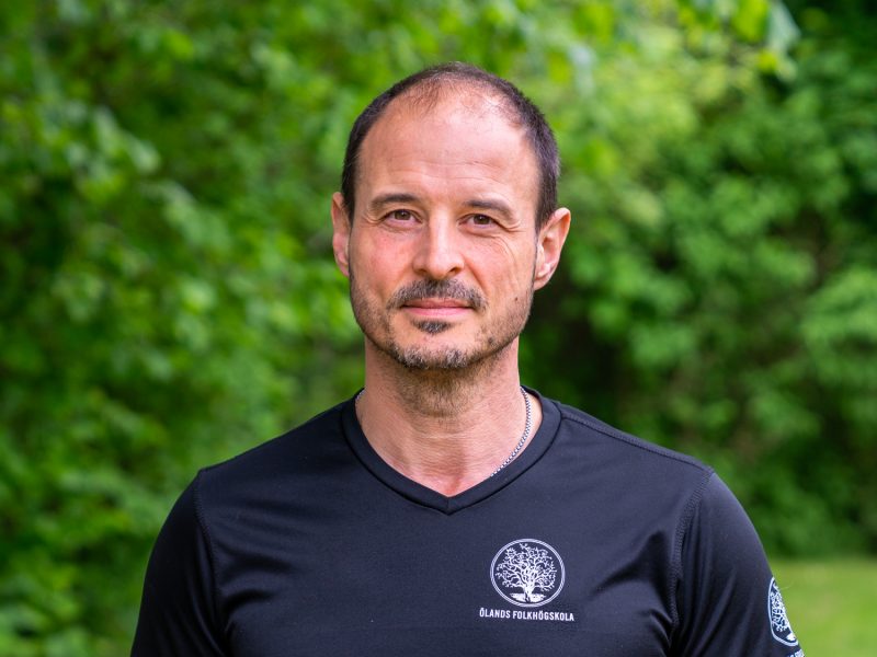 Porträtt av Göran Tripkovic